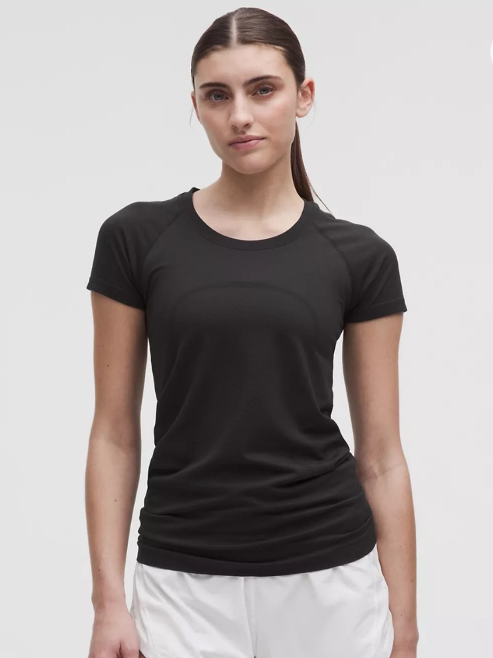Lululemon Swiftly Tech 2.0 Short-Sleeve T-Shirt Hip Length in Black Size 2